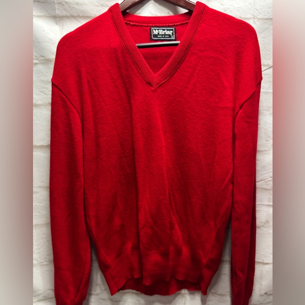 McBride vintage women’s red sweater 100% acrylic size L‎